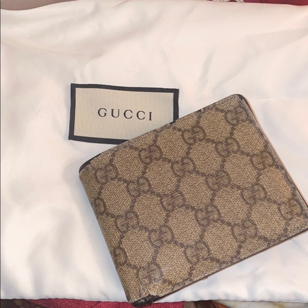 Gucci Men’s Wallet